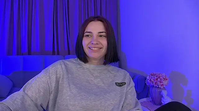 Snapshot of AdrianaToress chatting on 06.02.26 AdrianaToress online show from 06.02.26