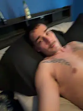 Snapshot of dloc120 chatting on 04.06.26 dloc120 online show from 04.06.26