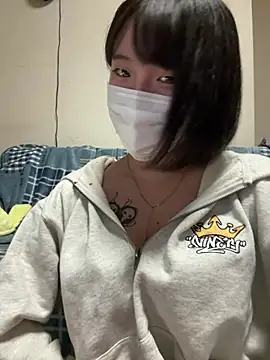 Snapshot of o_Yuki_o chatting on 07.20.26 o Yuki o online show from 07.20.26