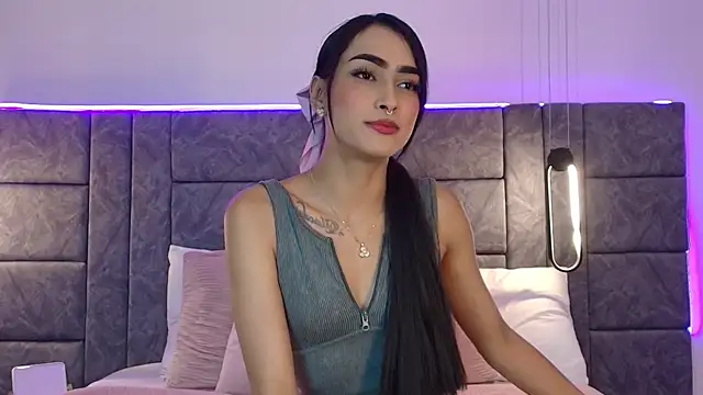 dhalia lux  online show from 07.05.26