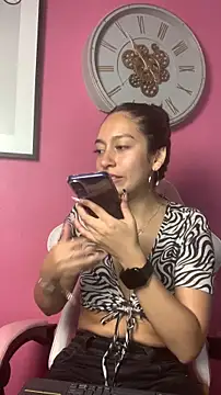 DulceLatinaxo online show from 07.01.26