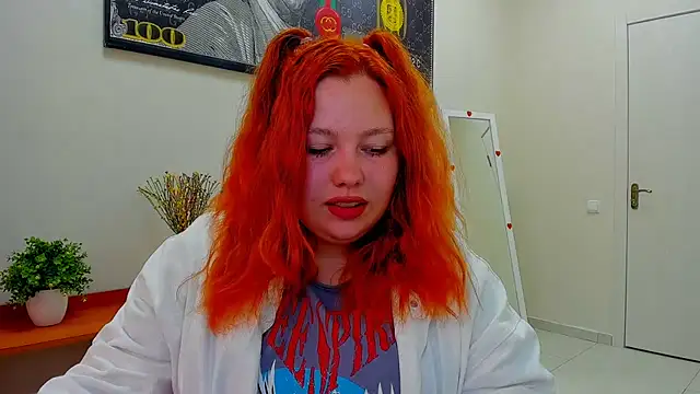 Snapshot of Aillia-Rous chatting on 05.10.26 Aillia-Rous online show from 05.10.26