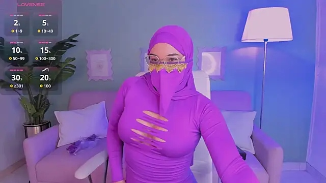 SamiraLuxe online show from 04.09.26