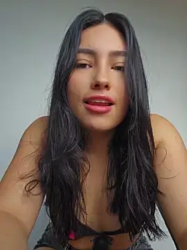Snapshot of VioletRousee chatting on 06.12.26 VioletRousee online show from 06.12.26