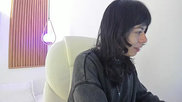 ghostmila online show from 04.30.26