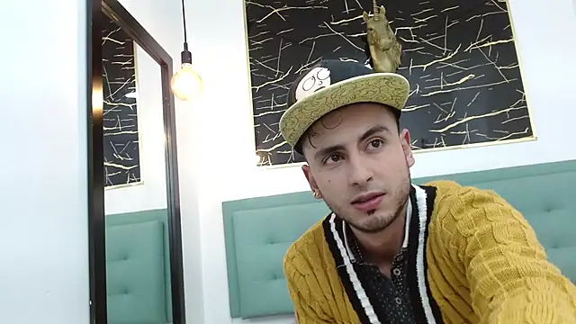 Snapshot of PowerLustX chatting on 04.10.26 PowerLustX online show from 04.10.26