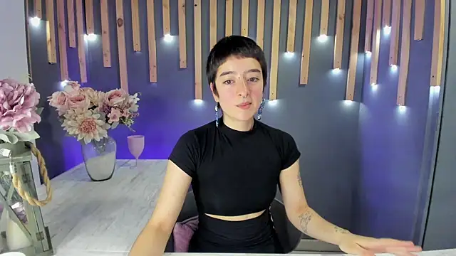 Snapshot of Atheena__ chatting on 05.27.26 Atheena online show from 05.27.26