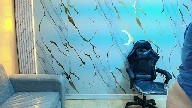 Sasha tf online show from 04.21.26