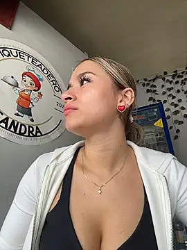 AmyRusso online show from 07.15.26