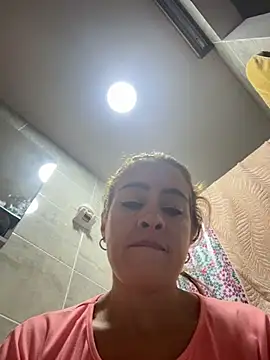 Natigoonzalez online show from 05.21.26