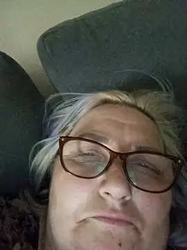 AureliaSky598 online show from 04.21.26