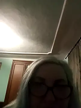 AureliaSky598 online show from 04.25.26