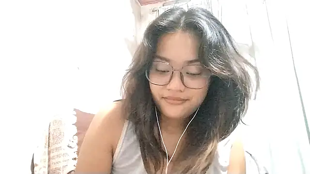 OliviaCarchi online show from 04.13.26