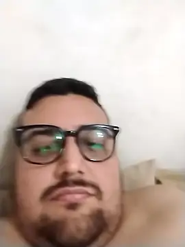 Snapshot of Tesaoner chatting on 04.09.26 Tesaoner online show from 04.09.26