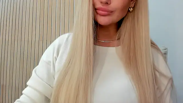 Snapshot of Anastaeisha chatting on 04.10.26 Anastaeisha online show from 04.10.26