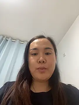 Snapshot of beibei-10 chatting on 05.17.26 beibei-10 online show from 05.17.26