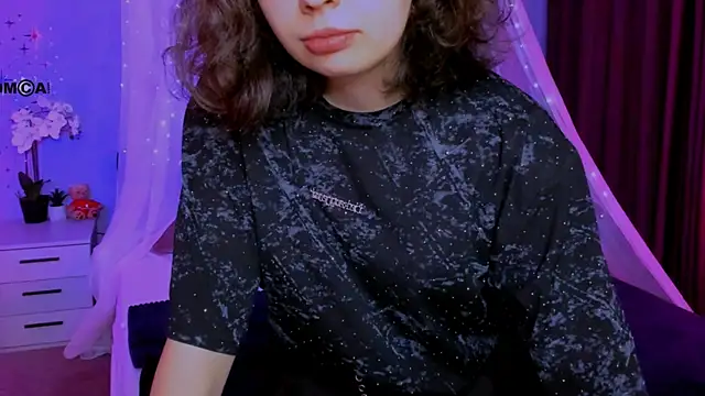 mia mooon  online show from 05.11.26