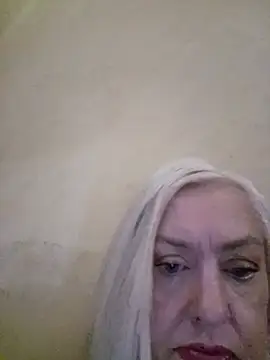 Snapshot of Julia20X chatting on 06.21.26 Julia20X online show from 06.21.26