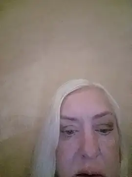 Snapshot of Julia20X chatting on 07.20.26 Julia20X online show from 07.20.26