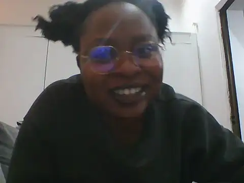 Snapshot of TwerkingTemptress chatting on 04.19.26 TwerkingTemptress online show from 04.19.26
