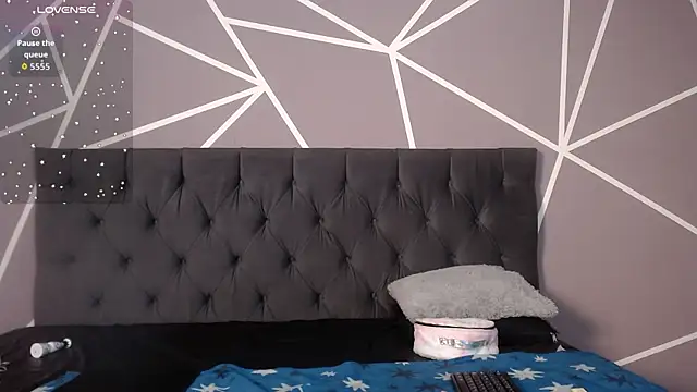 Violett1126 online show from 05.06.26
