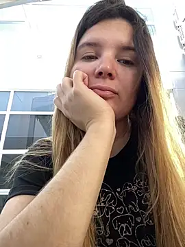 Snapshot of amelia_16 chatting on 06.19.26 amelia 16 online show from 06.19.26