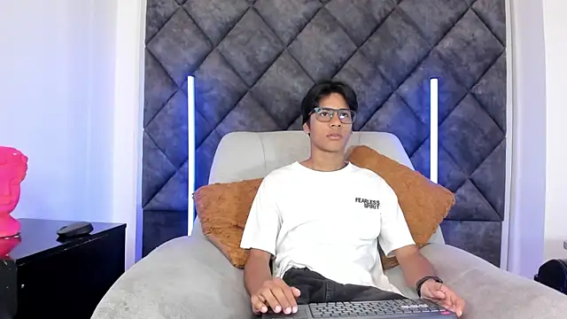 LiamKron online show from 05.06.26