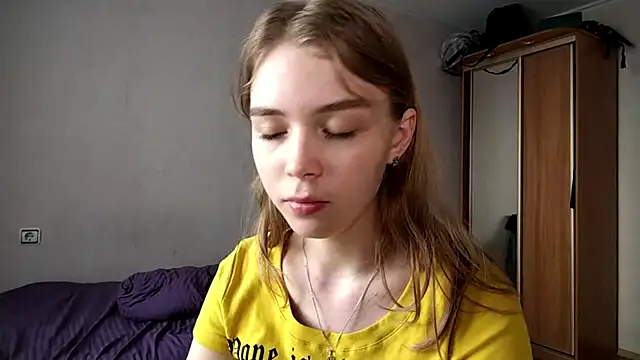 Snapshot of HebrewRiding chatting on 05.11.26 HebrewRiding online show from 05.11.26