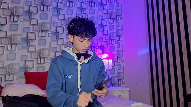 Twink Sebas7 online show from 06.13.26