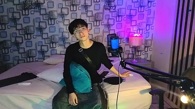 Twink Sebas7 online show from 07.11.26