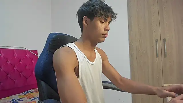 skinny sam online show from 04.20.26