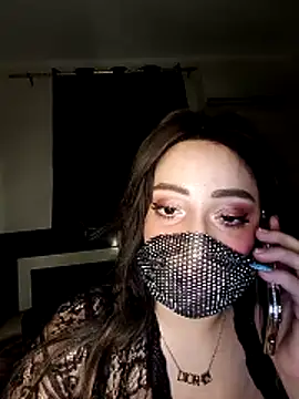 Snapshot of Lillylolo chatting on 04.12.26 Lillylolo online show from 04.12.26