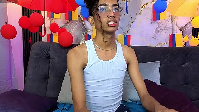 triiangel latinboy online show from 07.09.26