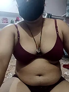 Snapshot of bhabhi-lovely chatting on 04.29.26 bhabhi-lovely online show from 04.29.26