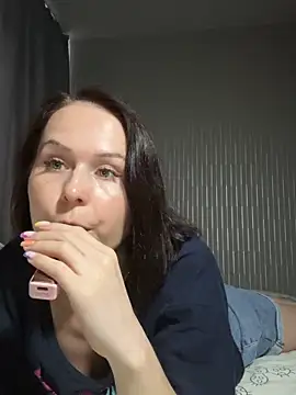 Snapshot of Hopefully_ chatting on 06.18.26 Hopefully online show from 06.18.26