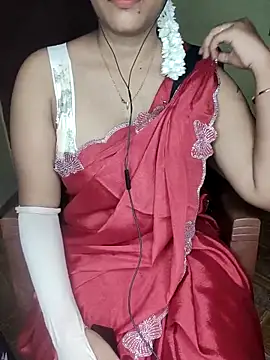 Snapshot of Tamilmoon006 chatting on 05.28.26 Tamilmoon006 online show from 05.28.26