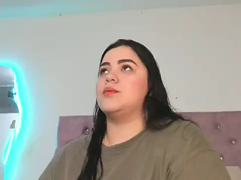 laurenlaine online show from 04.14.26