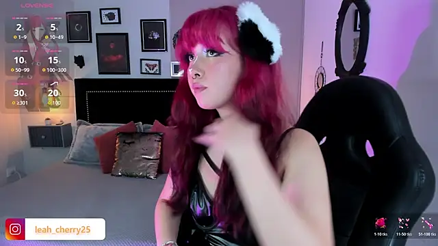 Snapshot of Leah_cherry chatting on 05.05.26 Leah cherry online show from 05.05.26