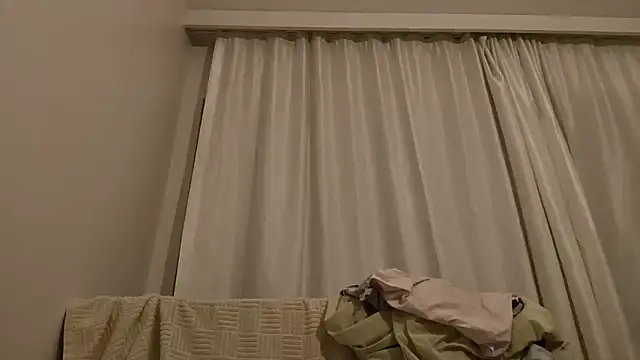 Snapshot of curvyflawed chatting on 04.09.26 curvyflawed online show from 04.09.26