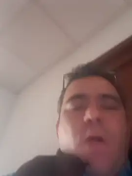 Ismael993A online show from 04.19.26