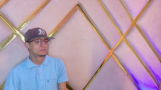Madisson Roos online show from 06.11.26