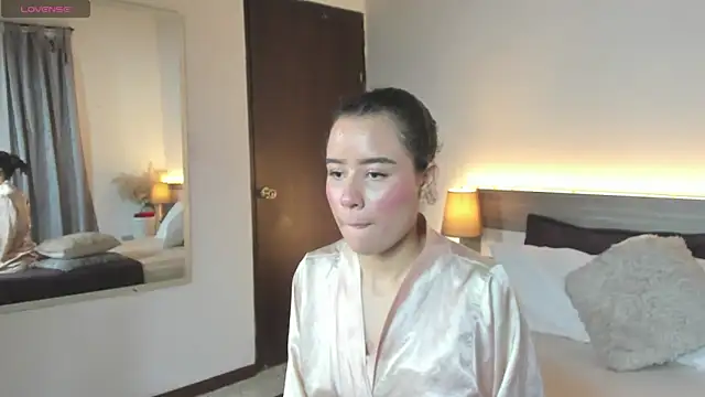 Snapshot of Migatica_johnson12 chatting on 07.01.26 Migatica johnson12 online show from 07.01.26