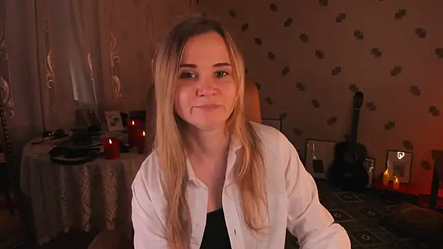 MiaSparkes online show from 06.05.26