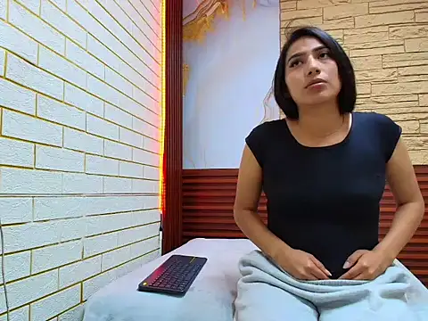 mellaniemonroe303av online show from 04.10.26