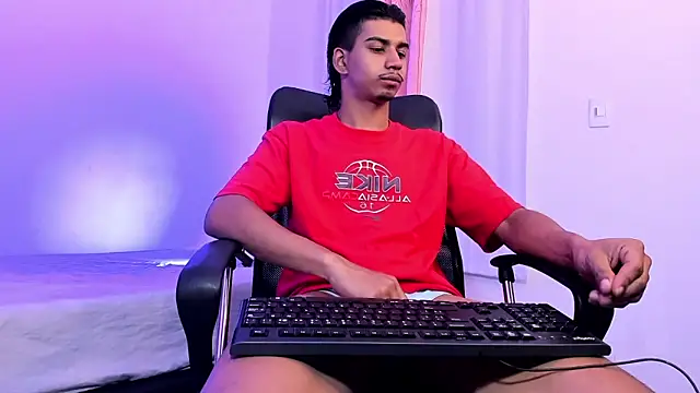 Stiwar Latin online show from 04.10.26