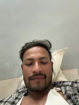 newdelhiBOY  online show from 04.17.26