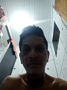 Snapshot of elchamogabotiktok chatting on 05.23.26 elchamogabotiktok online show from 05.23.26