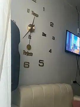 exotica222 online show from 04.10.26