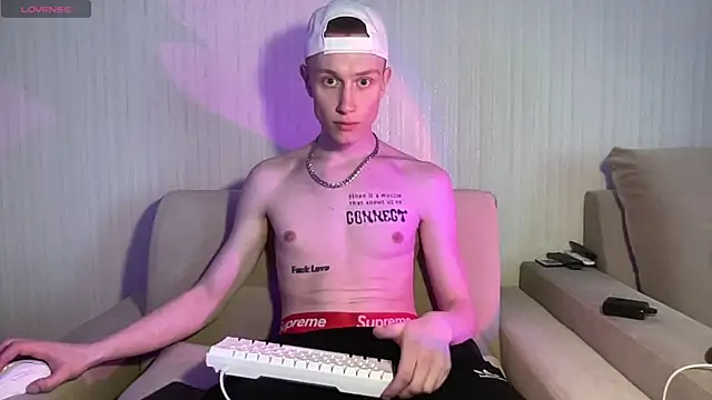 Travis Gracile online show from 04.20.26