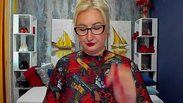 Snapshot of DianaFrances chatting on 04.23.26 DianaFrances online show from 04.23.26